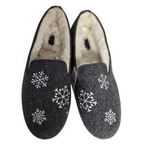 Talbots Fireside Flannel Slippers Grey Plush Faux Fur Embellished Snowflake 8